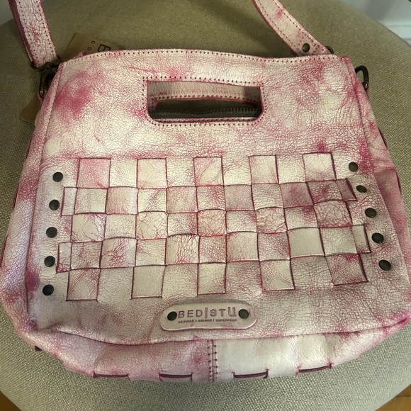 BED|STU Keiki  Fuschia Textured Leather Shoulder Bag - Picture 4 of 8